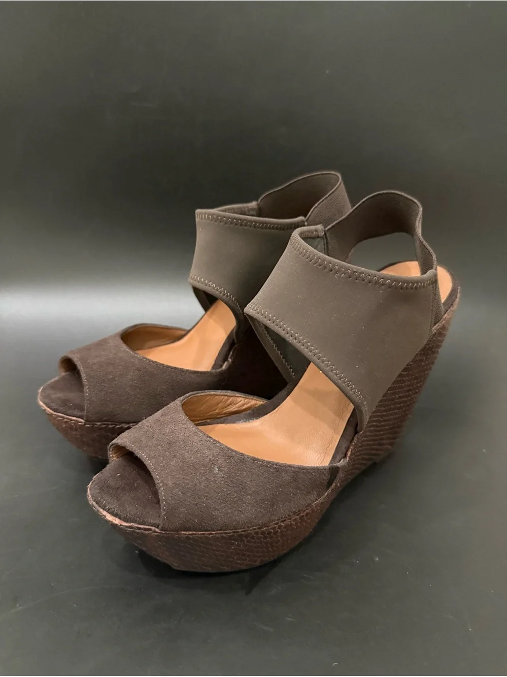 DONALD J. PLINER Leee Brown Suede Elastic Ankle Strap Platform Wedge Sandals 6M